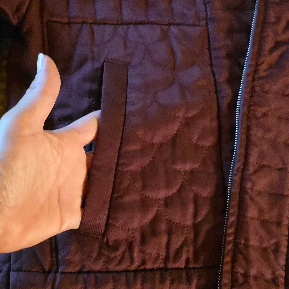 J.CREW Classic Burgundy Wine Quilted Jacket Size XS - Picture 9 of 11